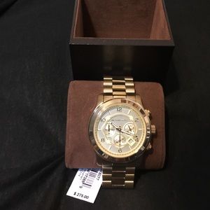 BRAND NEW MICHAEL KORS WATCH