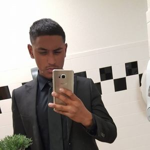 Meet your Posher, Amos