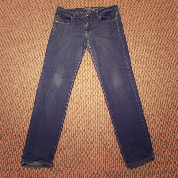 Faded blue American Eagle Skinny Jeans