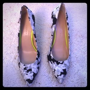 Banana Republic Heels