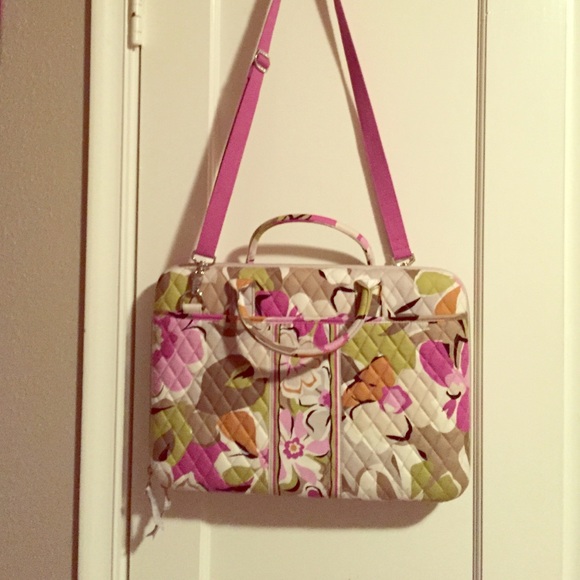 Vera Bradley over the shoulder laptop case