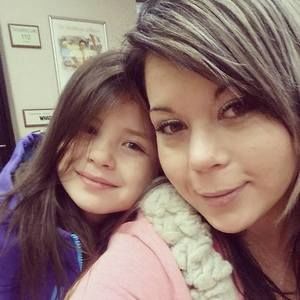 Meet your Posher, Tia