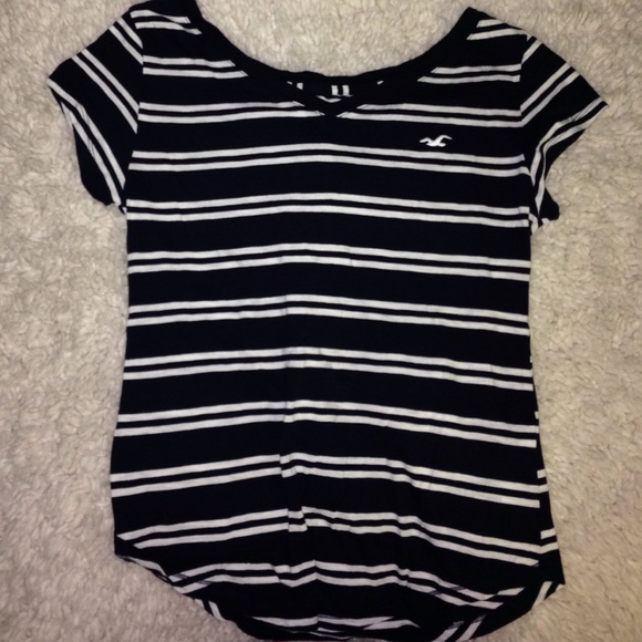 Hollister Navy and white Tee