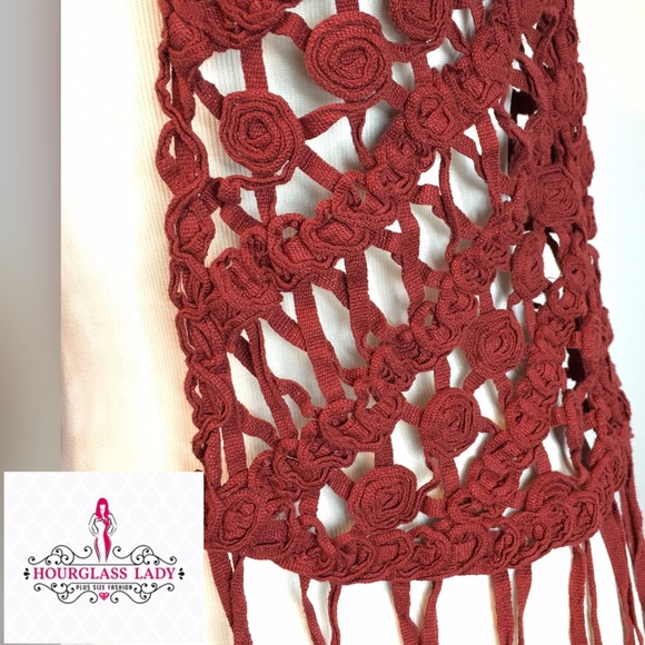 Festival Ready 💕Wine Rosette Fringed Boho Vest - Picture 3 of 3