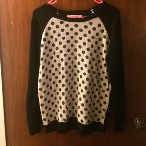 Forever 21 black and white polka dots sweater