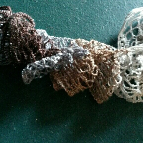 Scarf - Picture 2 of 4