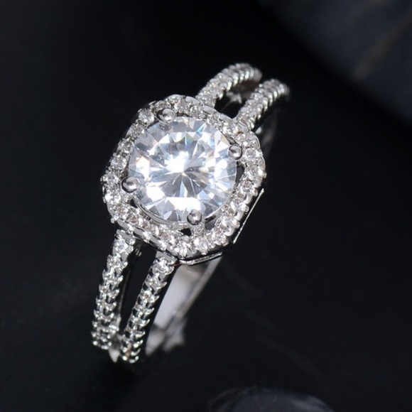 3.5 Carat Sterling Silver Wedding ring