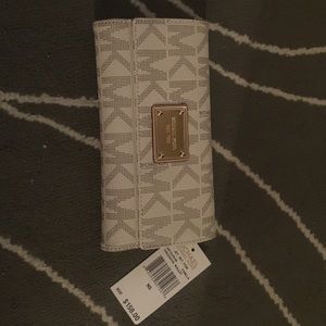 Michael Kors wallet