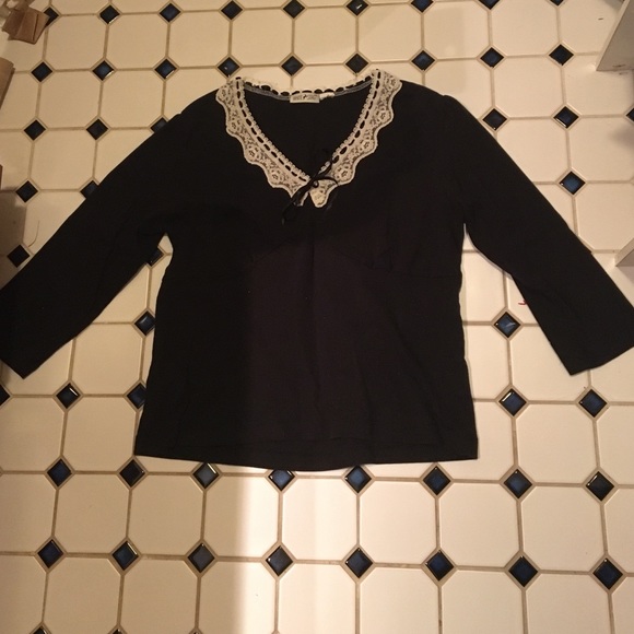 White Stag Women's Short Black, White lace shirt