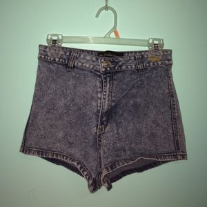 High waisted spandex material shorts