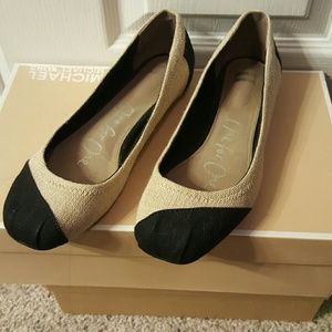 Tom's ballerina flats