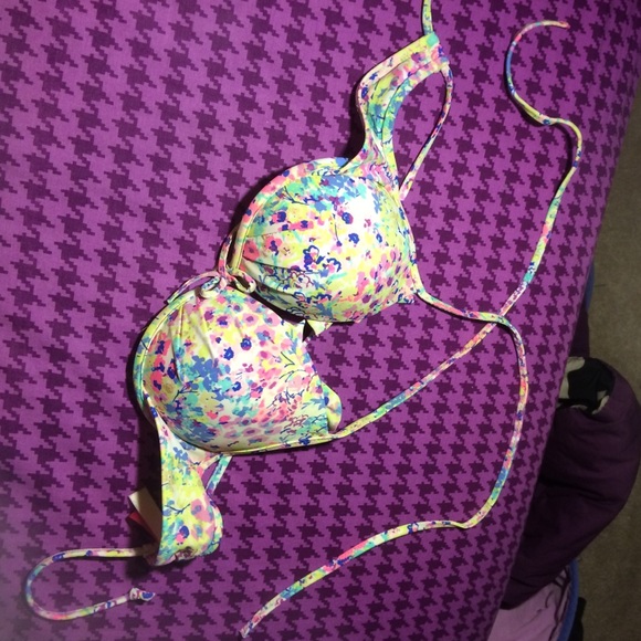 Victoria Secret Bikini Top