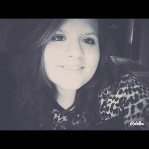 Meet your Posher, Ciara