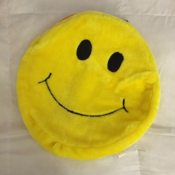 😛90s Happy Face backpack😛 SOLD ON DEPOP