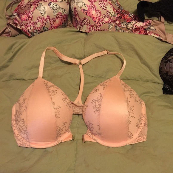 Victoria's secrete bras- 36 D.