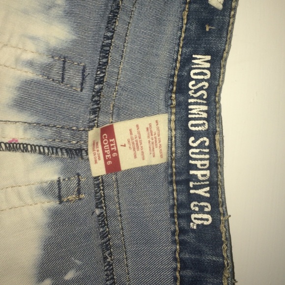 Mossimo Jean shorts - Picture 3 of 3