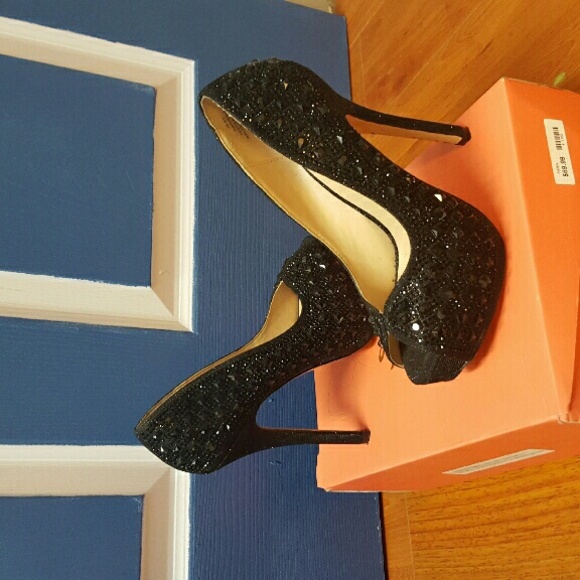 heel - Picture 3 of 3