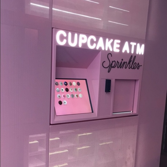 Meet your Posher, Emily - Picture 1 of 1