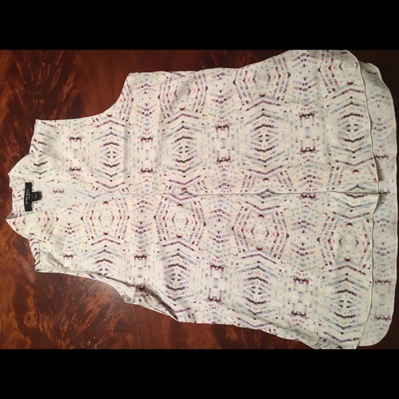 Nine West Jeans, sleeveless dress top. Size Medium