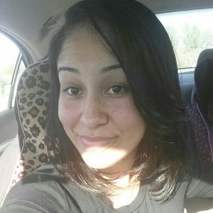 Meet your Posher, Crystal