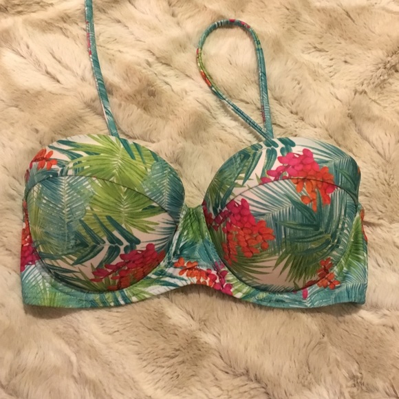 Swimsuit top
