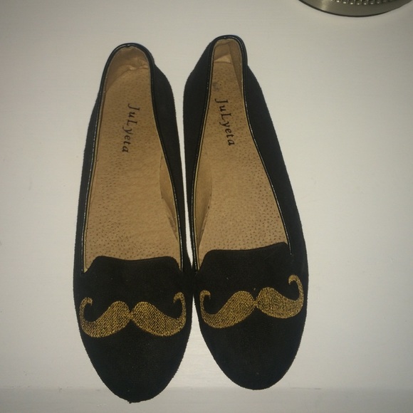 Gold and black mustache flats - Picture 1 of 2