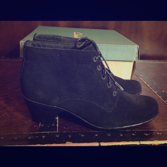 Clarks booties