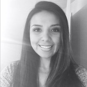 Meet your Posher, Ana