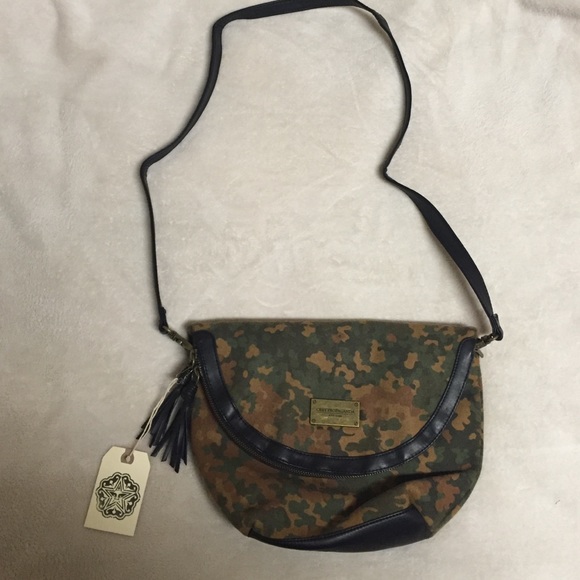 Obey Women's Berlin Satchel