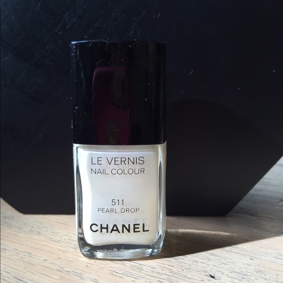 Chanel Le Vernis Nail Colour Pearl Drop #511