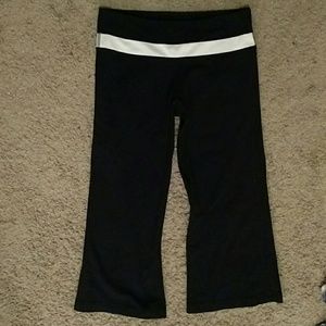 Lululemon yoga pants