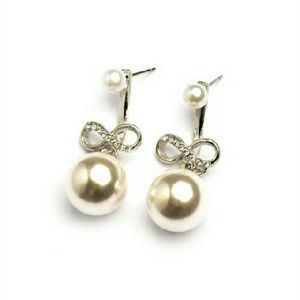 Infinity pearl earrings