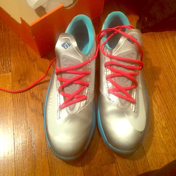 KD VI (GS)
