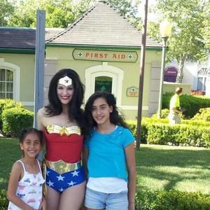 Meet your Posher, Yvette