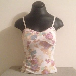 Floral printed fitted tank. Great condition!