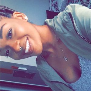 Meet your Posher, Sydney