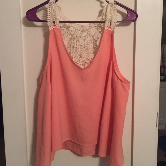 Forever 21 crochet back top