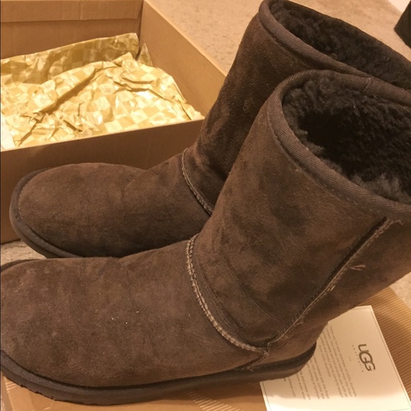 UGGs - Picture 2 of 4