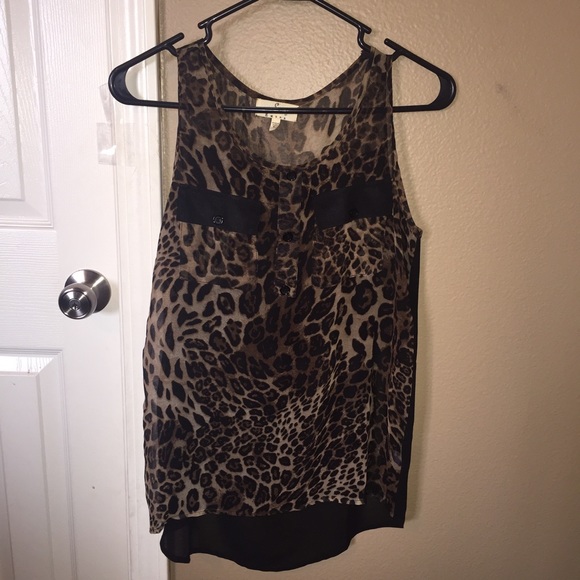 Leopard dressy shirt M