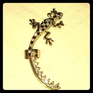 Gold ear cuff earring