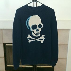 Warm big skull sweater