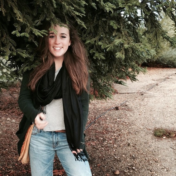 Meet your Posher, Nicole