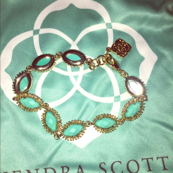 Kendra Scott bracelet