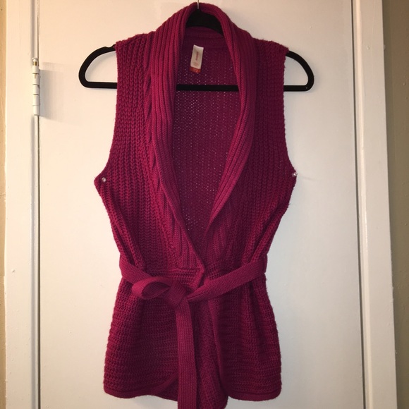 *****SOLD***** Hot pink crotchet vest