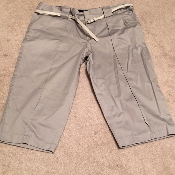 NBW: Grey Capris with White Belt
