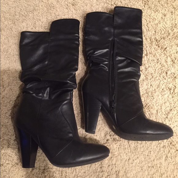 Black heeled slouchy boots
