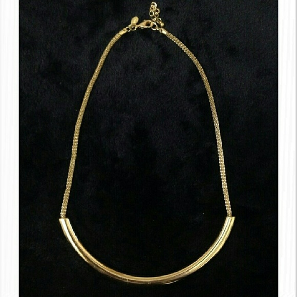 Express necklace