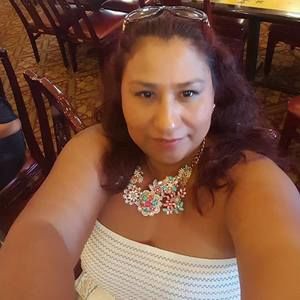 Meet your Posher, Delia