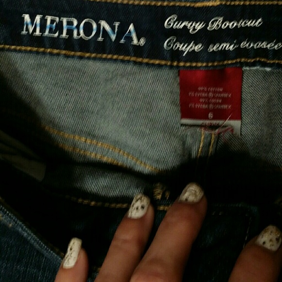 Jeans - Picture 2 of 2