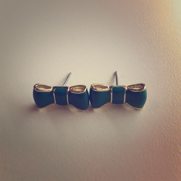Authentic Kate Spade bowtie earrings